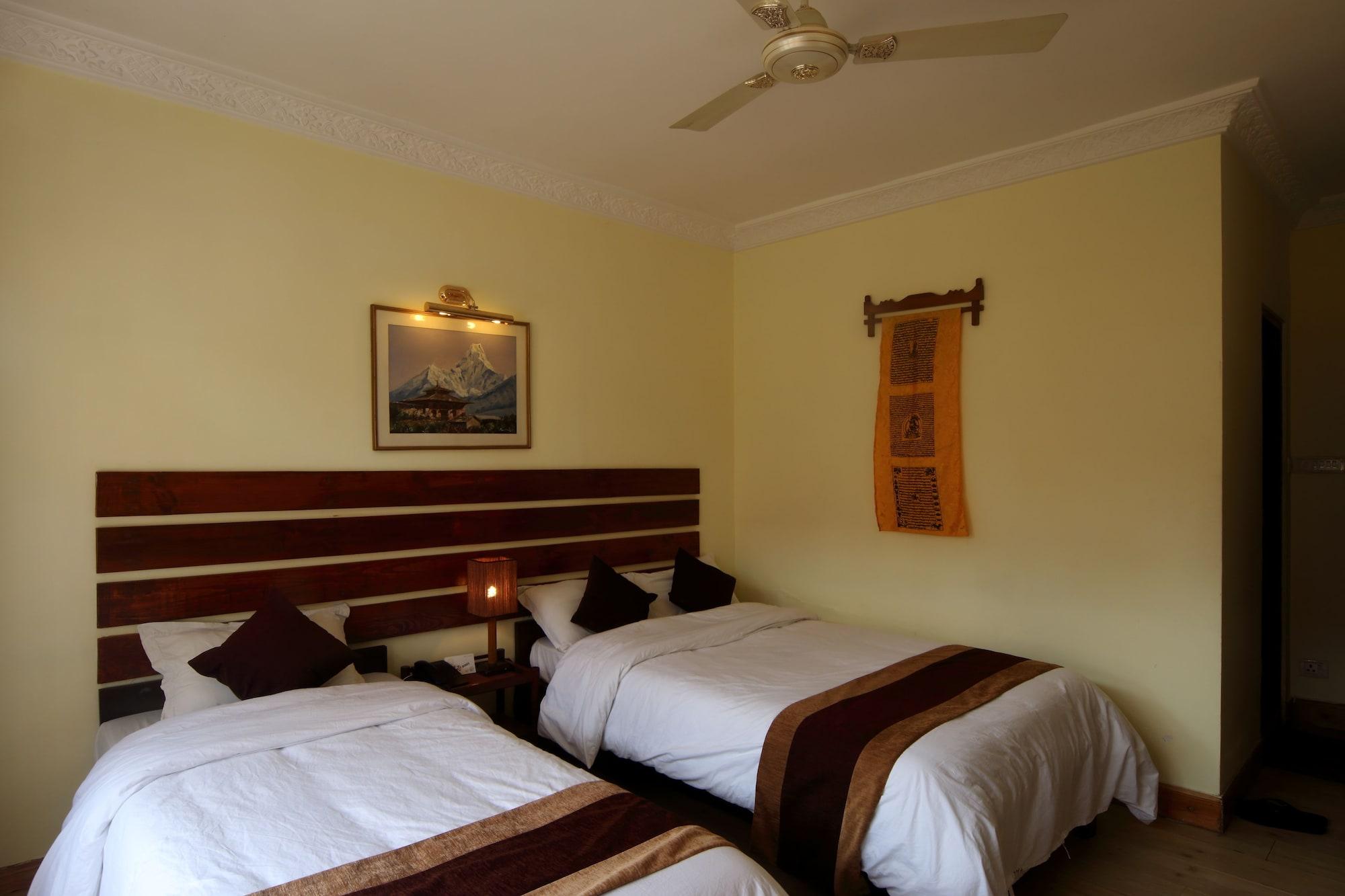 Hotel Thorong Peak Катманду Экстерьер фото